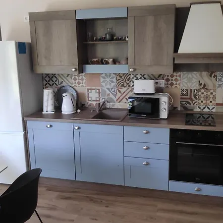 Apartment Perina Hiza *
