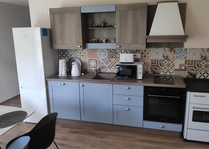 Apartment Perina Hiza *