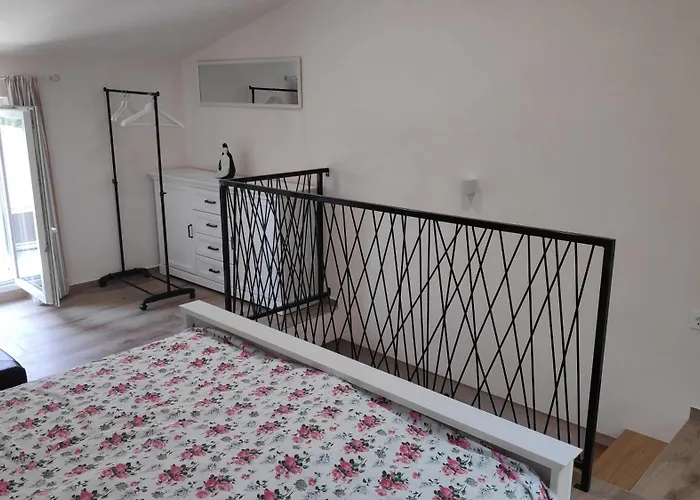 Perina Hiza Barban
